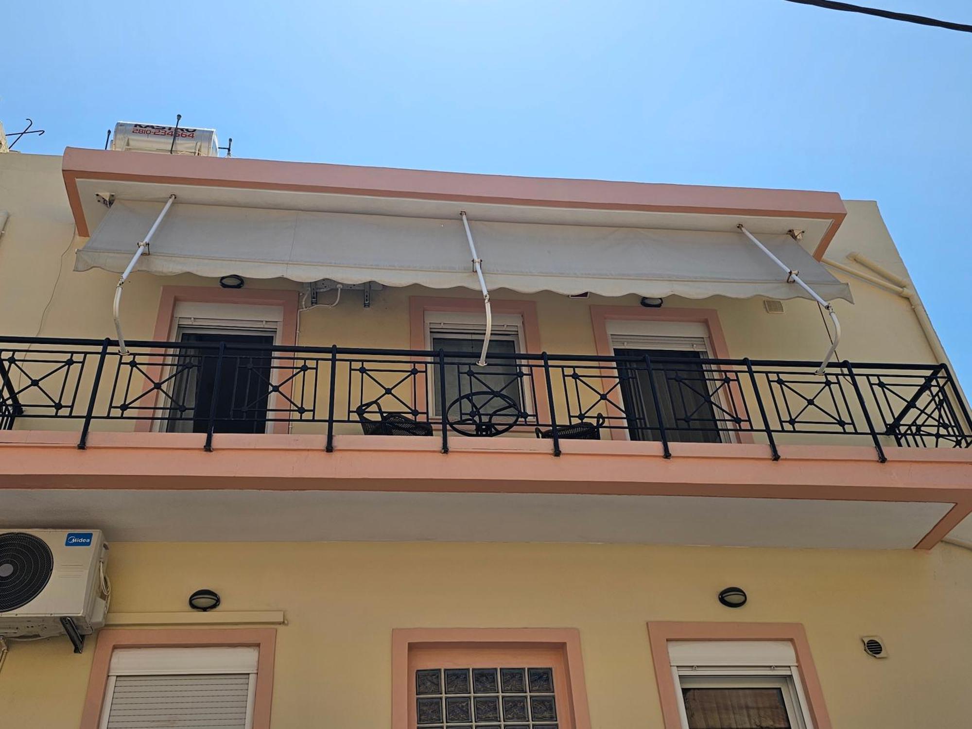 Eirini'S Apt イラクリオン エクステリア 写真